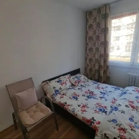 Happy Place 布加勒斯特